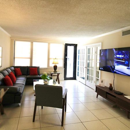 Alexander 1211 Beachfront Condo With Direct Beach Access, 2 Pools, Sauna, Gym Маямі-Біч Екстер'єр фото