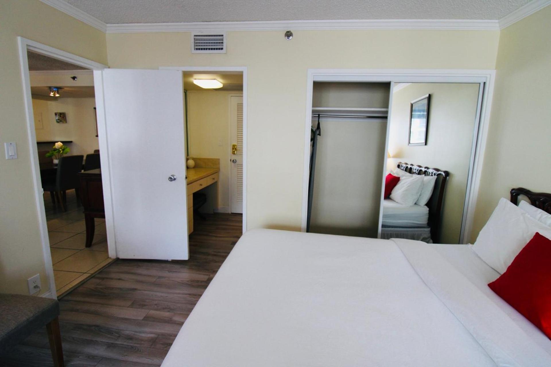 Alexander 1211 Beachfront Condo With Direct Beach Access, 2 Pools, Sauna, Gym Маямі-Біч Екстер'єр фото